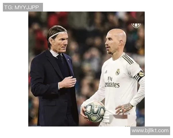 如何通过各种途径和方式接触到足球球星并与其建立联系